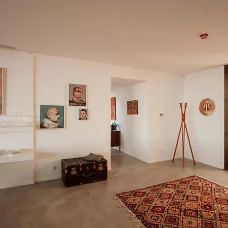 Elegant Architect-designed In Upper Corsica