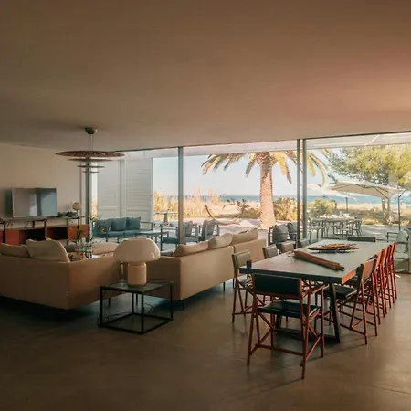 Elegant Architect-designed In Upper Corsica 別荘 Taglio-Isolaccio