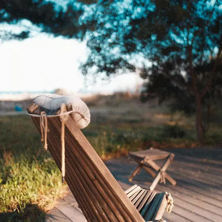 Elegant Architect-designed In Upper Corsica 別荘