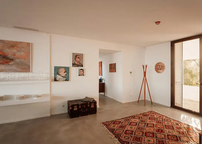 Elegant Architect-designed In Upper Corsica