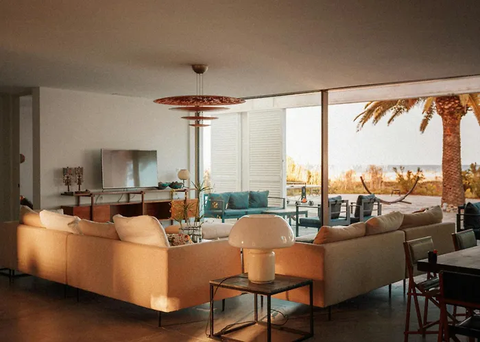 Elegant Architect-designed In Upper Corsica Casa de Férias