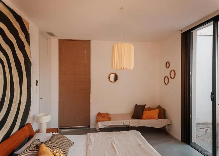 Elegant Architect-designed In Upper Corsica Casa de Férias Taglio-Isolaccio